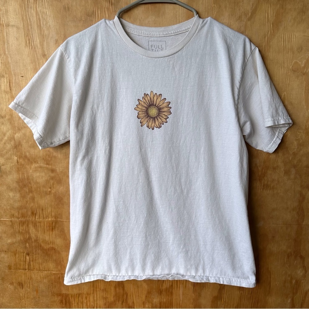 Full Tilt Hippy Floral Daisy Mushroom Smily Face Cream Crew Short Sleeve T-shirt